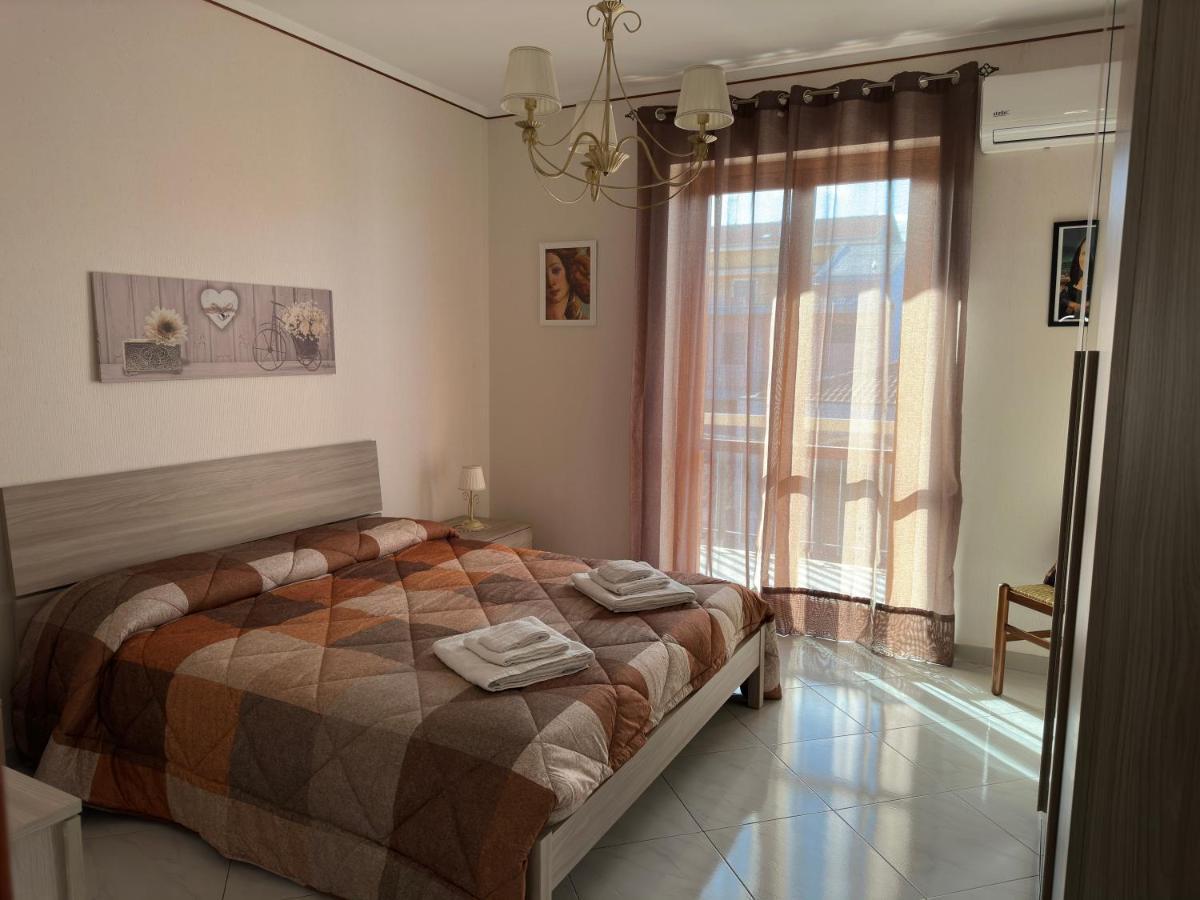 La Pigna Delle Aci Apartment Ачиреале Экстерьер фото