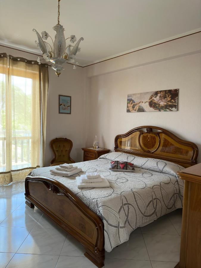 La Pigna Delle Aci Apartment Ачиреале Экстерьер фото