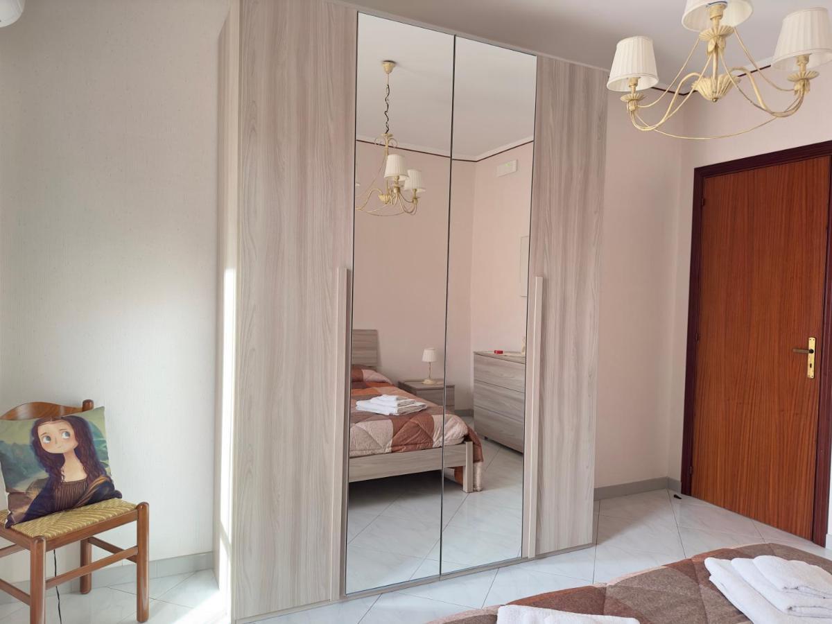 La Pigna Delle Aci Apartment Ачиреале Экстерьер фото